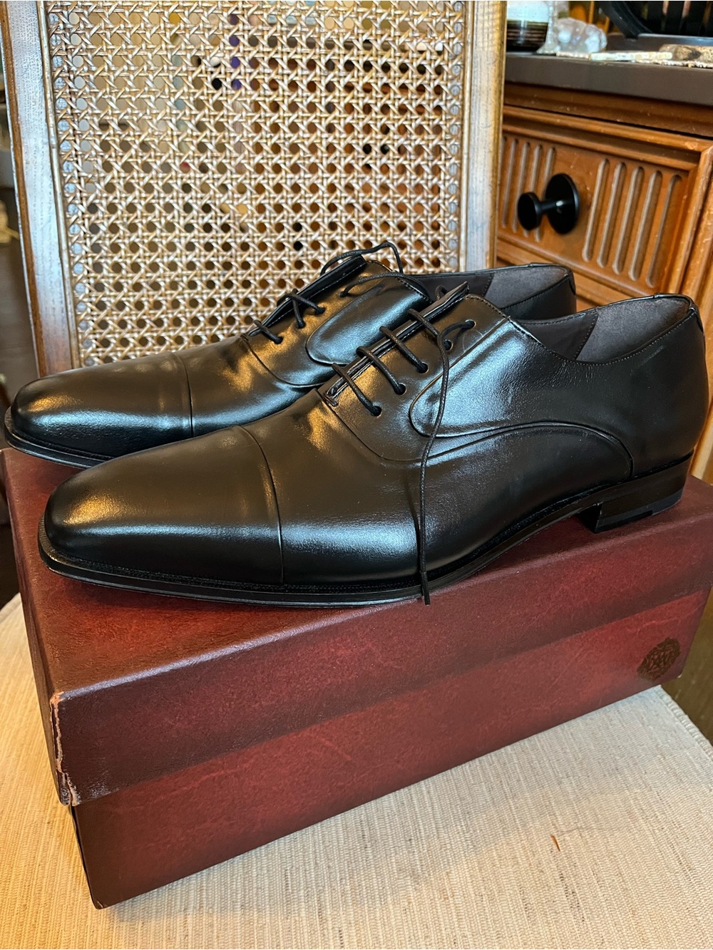 Mezlan Spain Calf leather black lace-up oxford cap-toe dress shoe